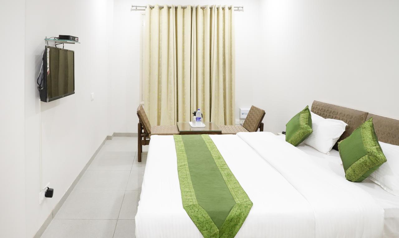 Itsy Hotels Kamron Mohali Exterior foto
